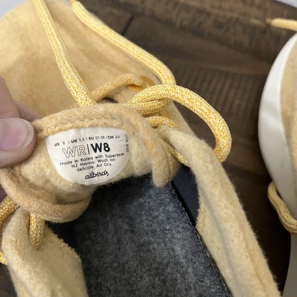 Allbirds The Wool Runners Womens Size 8 Yellow Athletic Shoes‎ Sneakers EUC - Picture 7 of 8